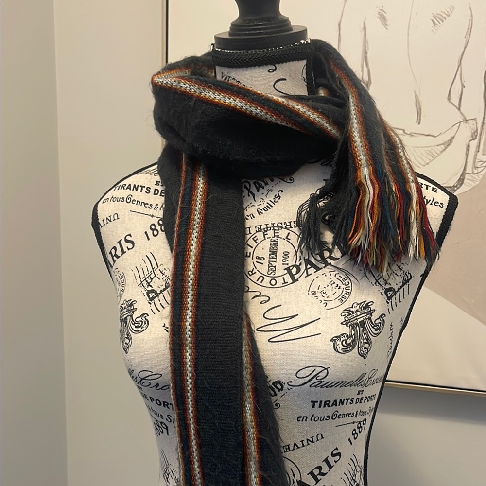 Unisex Handmade Wool Striped Black Scarf - Picture 6 of 6